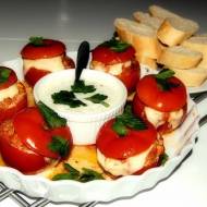 Faszerowane pomidory w greckim stylu