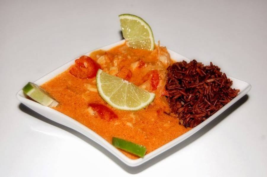 Indonezyjskie czerwone curry z rybą