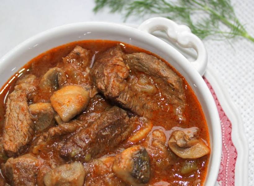 Boeuf Stroganow