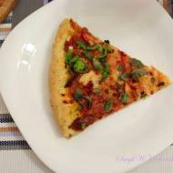 Pizza z mozarellą i pieprzem syczuańskim