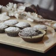 Rajskie muffiny z wiśniami