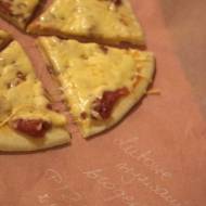 Pizza. Pizza z patelni!: Styczniowe Wyzwanie Blogerek i Blogerów