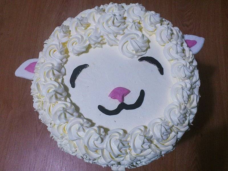 Świetny tort owca - idealny na urodziny dziecka.