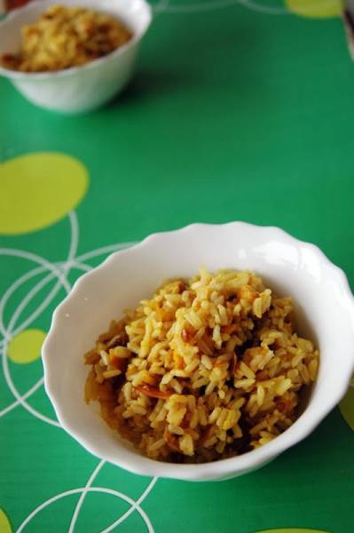 Szybki obiad: brązowy ryż z mango