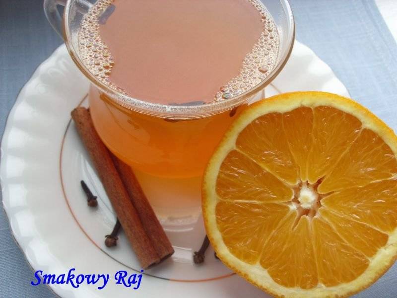 Zimowa herbata z pomarańczą