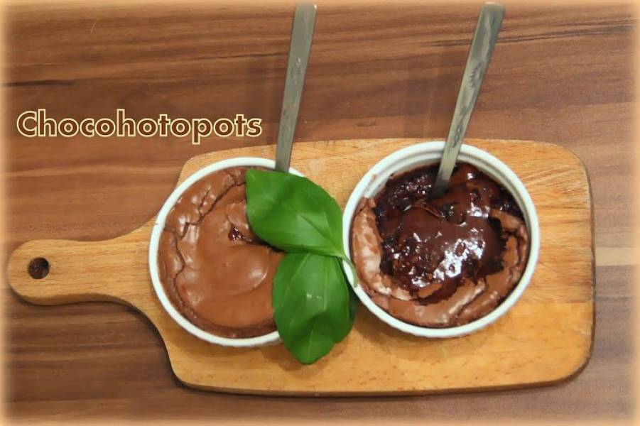 Chocohotopots - gorące czekoladowe ciasto