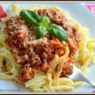 PIKANTNY SOS BOLOGNESE