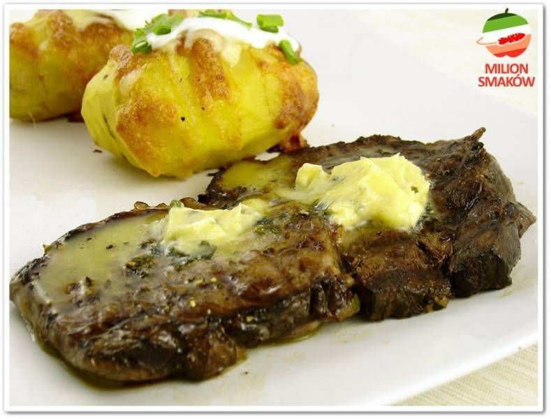 Rib eye stek w marynacie winnej