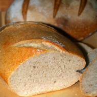 Francuski chleb pszenny na zakwasie