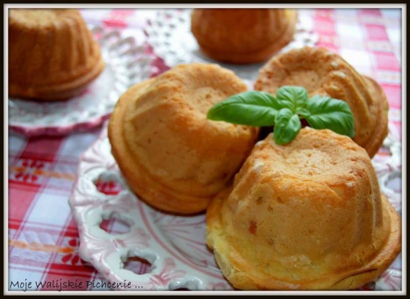 DROŻDŻOWE BABECZKI DO ŚWIĘCONKI