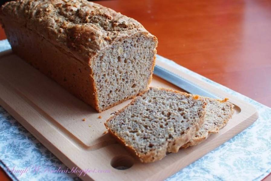 Chleb razowy z pestkami dyni na zakwasie