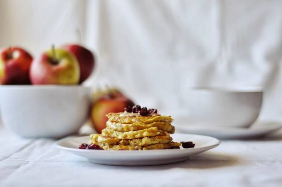 Lekkie jabłkowo-owsiane pancakes