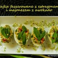 Jajka faszerowane z estragonem i majonezem z awokado