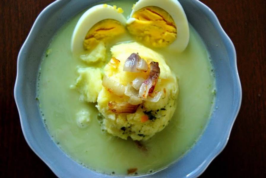 Zupa szpinakowa z jajkiem