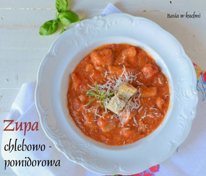 Zupa chlebowo - pomidorowa