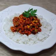 Potrawka z ryżem i mięsem mielonym