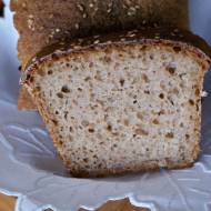 Chleb pszenny z mąką razową i pokrzywą