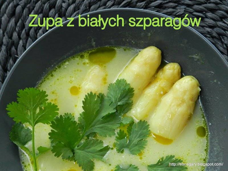 Zupa z białych szparagów