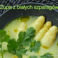 Zupa z białych szparagów