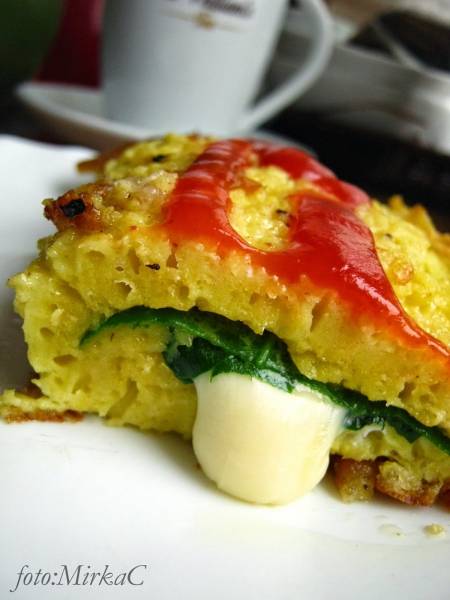 a la Omlet ze szpinakiem - Pomysł na śniadanie