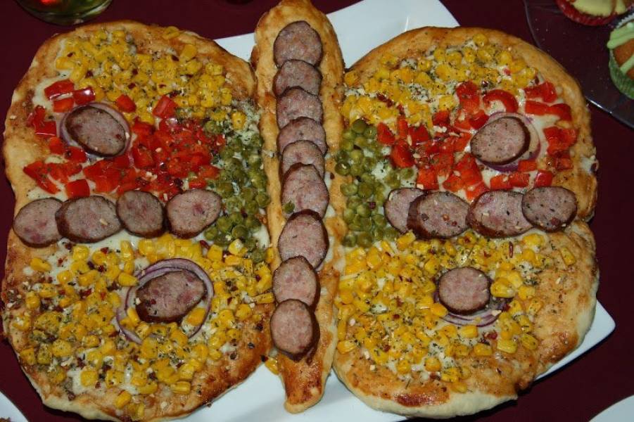 PIZZA MOTYLEK