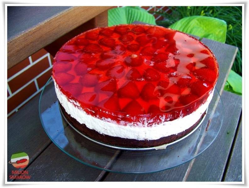 Tort truskawkowe marzenie