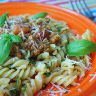 Fusilli z ragu alla bolognese