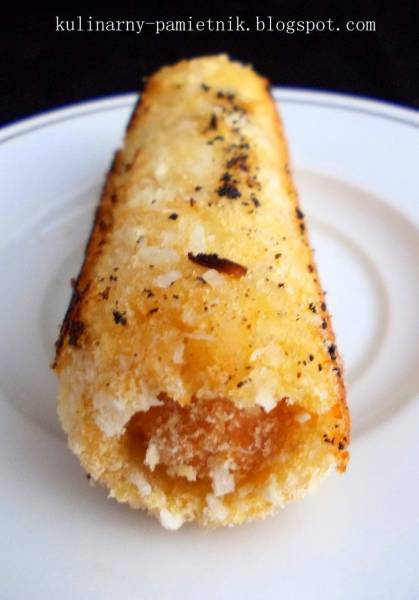 Parówki w chlebie tostowym