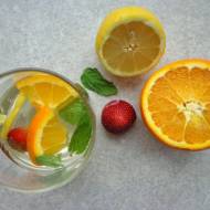 Lemoniada cytrusowo-miętowa