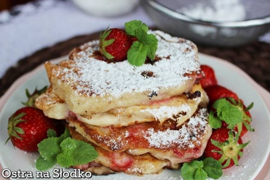 Pancakes z truskawkami – bez laktozy