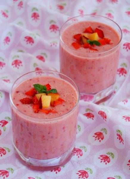 Smoothie truskawkowo-nektarynkowe