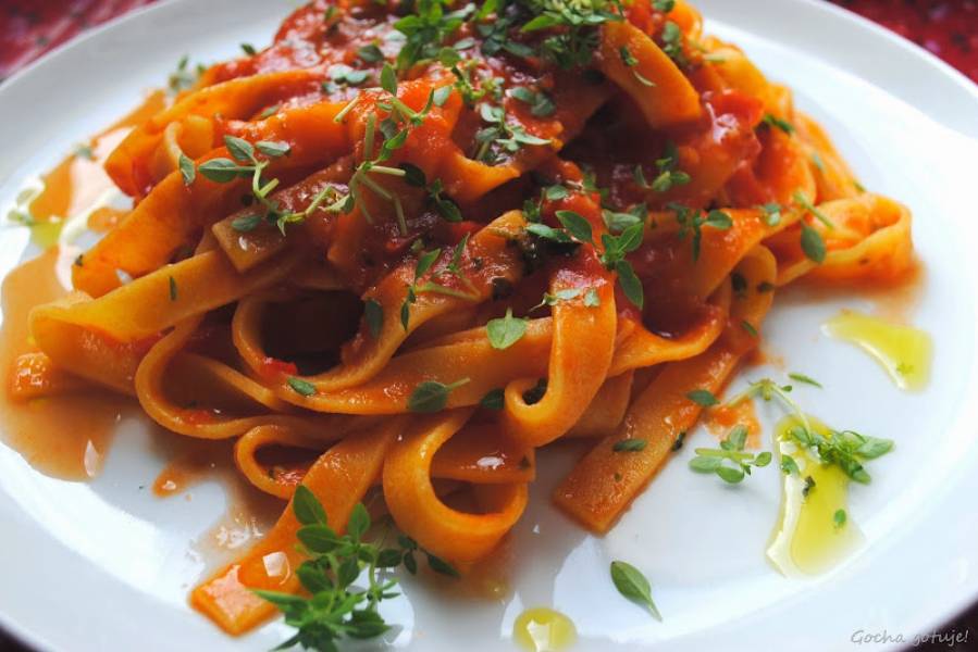 Tagliatelle all' arrabbiata