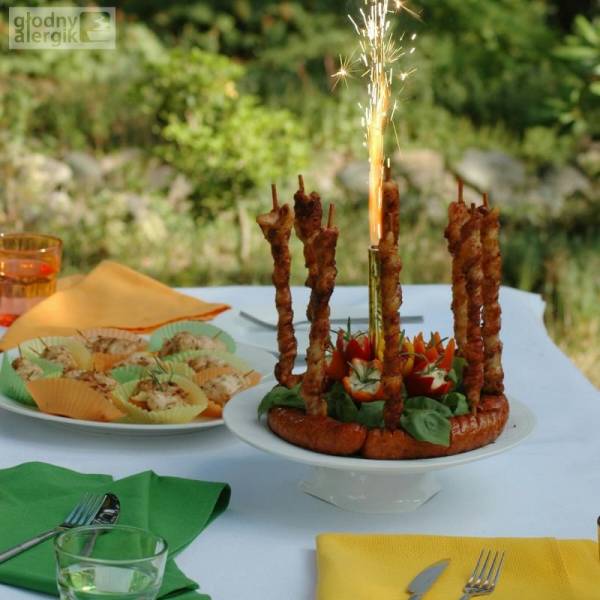 Babeczki - roladki nektarynkowe i tort urodzinowy z grilla