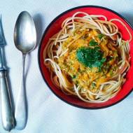 Spaghetti z cukinią, Long Phung