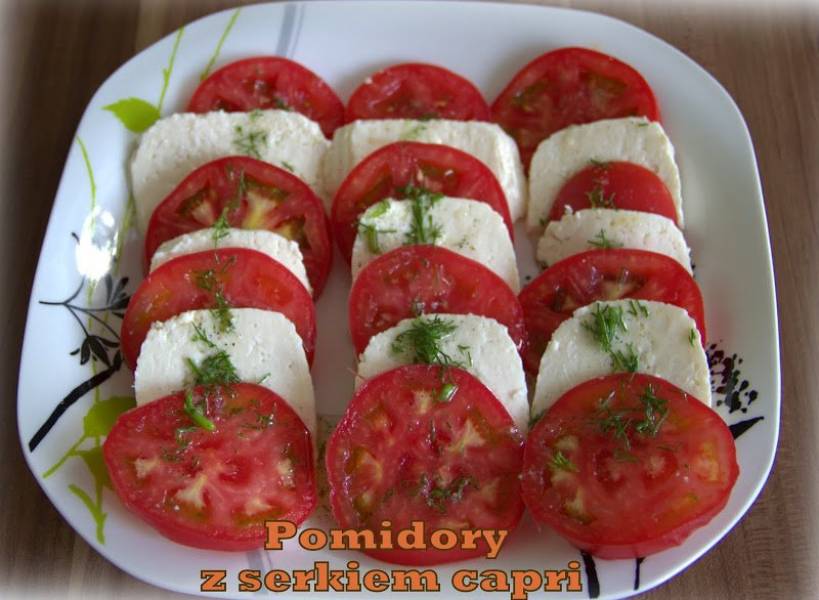 Pomidory z serkiem capri