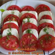 Pomidory z serkiem capri
