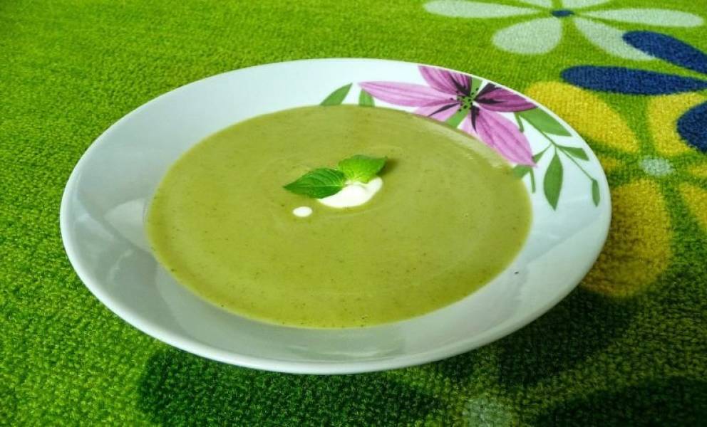 Zupa krem z brokułów / Cream soup from broccoli