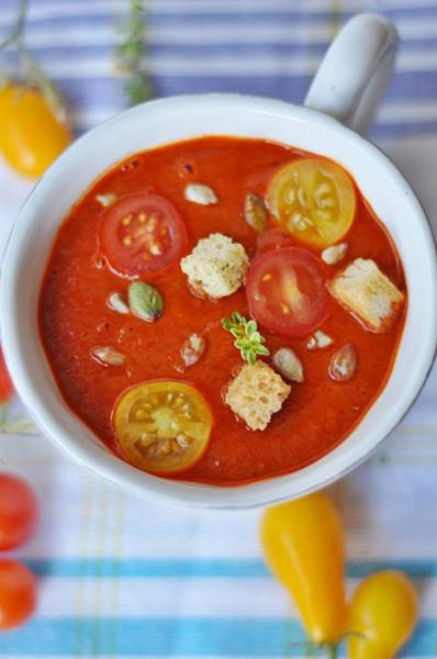 Pomidorowa zupa krem ze świeżych pomidorów