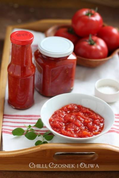 Jak zrobić passatę pomidorową (przecier)?