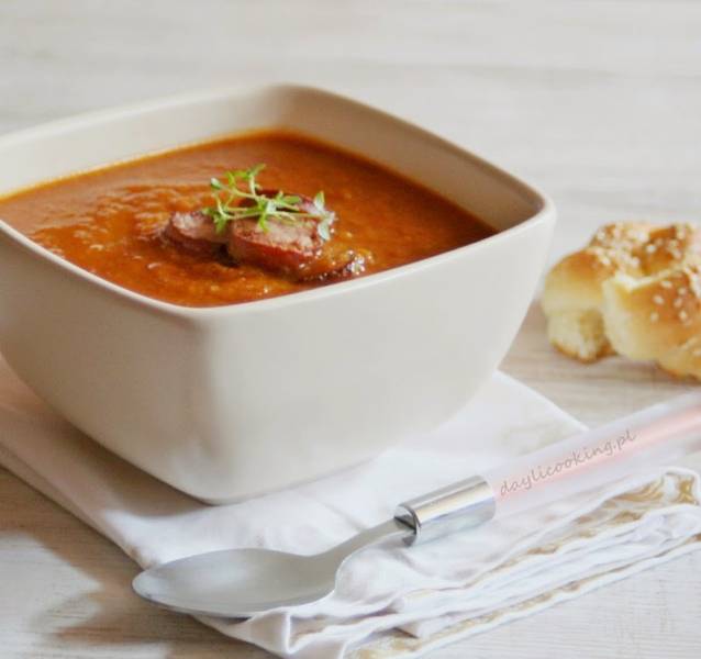 Zupa warzywna z pomidorami i papryką - Wrześniowe Wyzwanie Blogerek