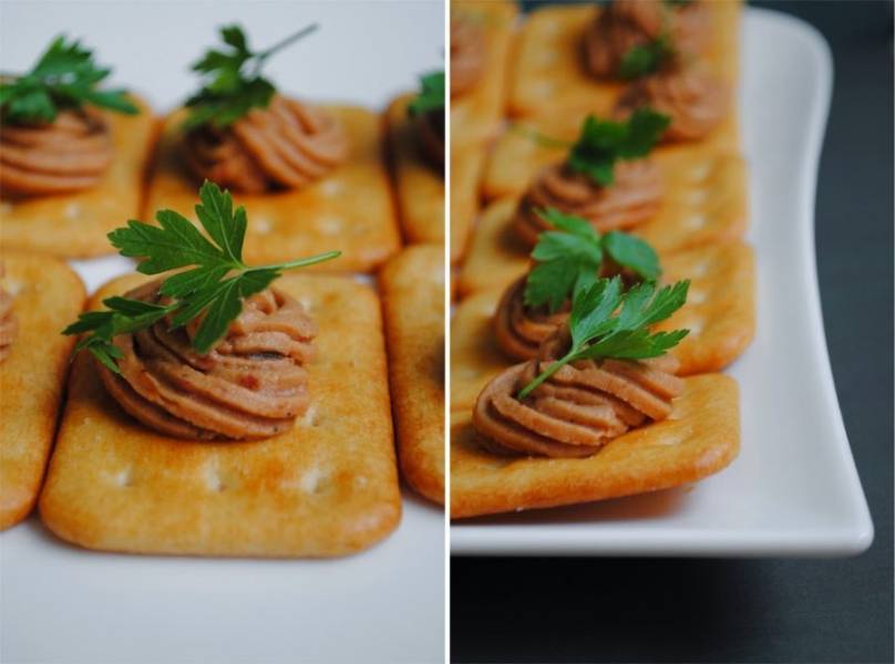 Hummus pomidorowy
