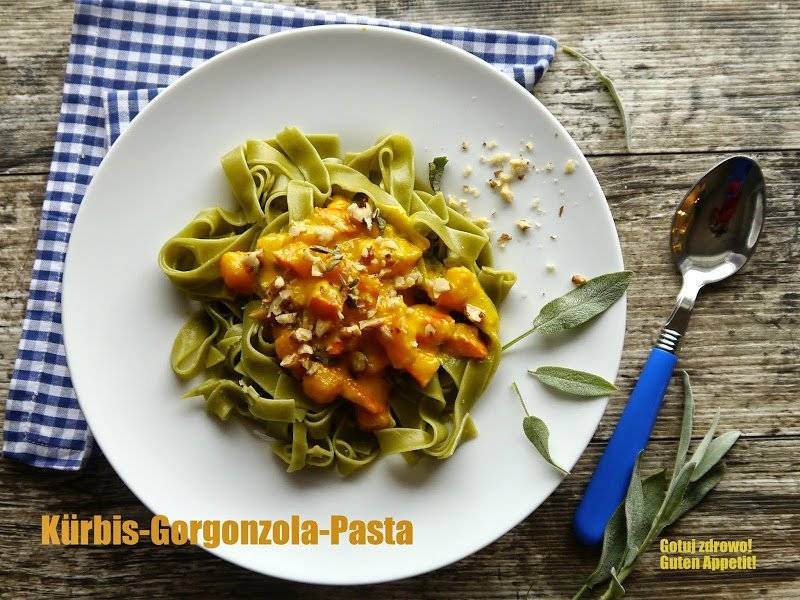 Kürbis-Gorgonzola-Pasta-Makaron z dynią w sosie z gorgonzoli