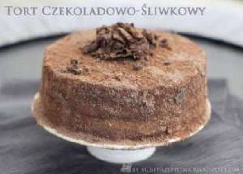 Tort czekoladowo-śliwkowy