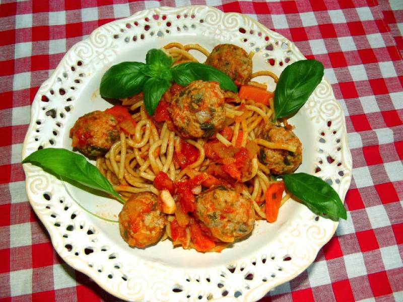 Spaghetti a`la bolongese - lżejsza wersja
