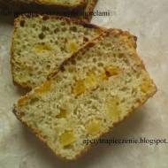 Chleb pszenny z suszonymi morelami