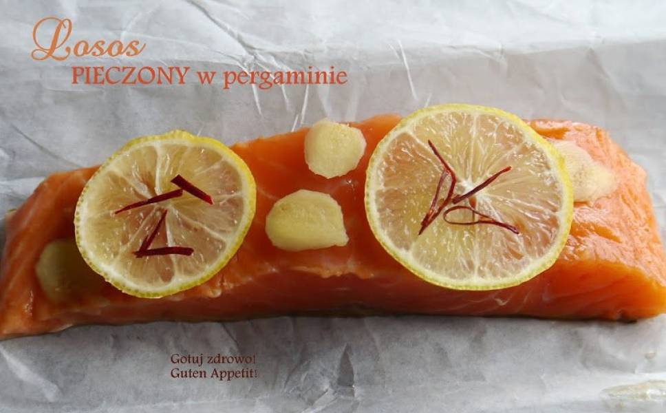 Łosoś pieczony w pergaminie-na azjatycką nutę
