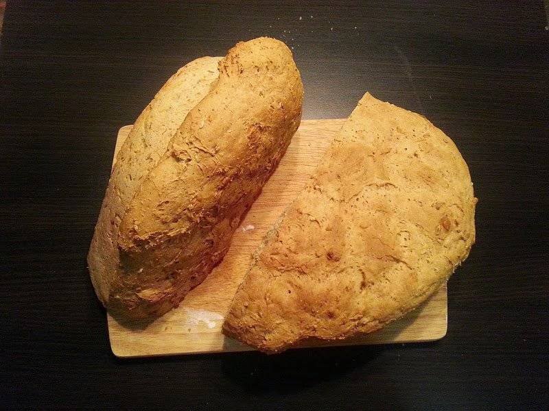 Chleb z otrębami owsianymi.