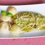 Pieczona troć z pesto bazyliowo-gruszkowym!