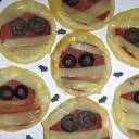 Pizzerinki z ciasta francuskiego na Halloween