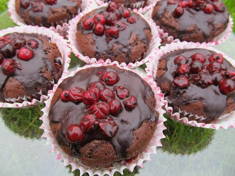 Muffinki czekoladowe z niespodzianką